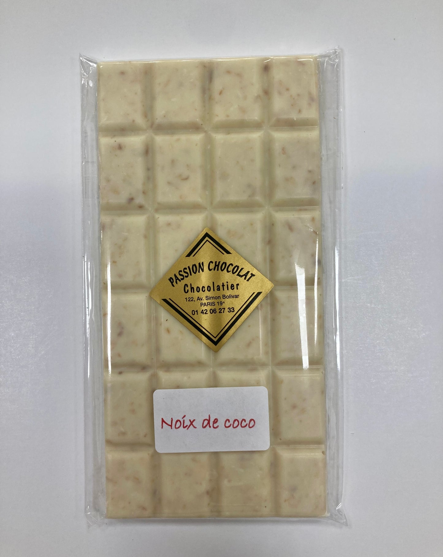 Tablette de chocolat blanc à la noix de coco